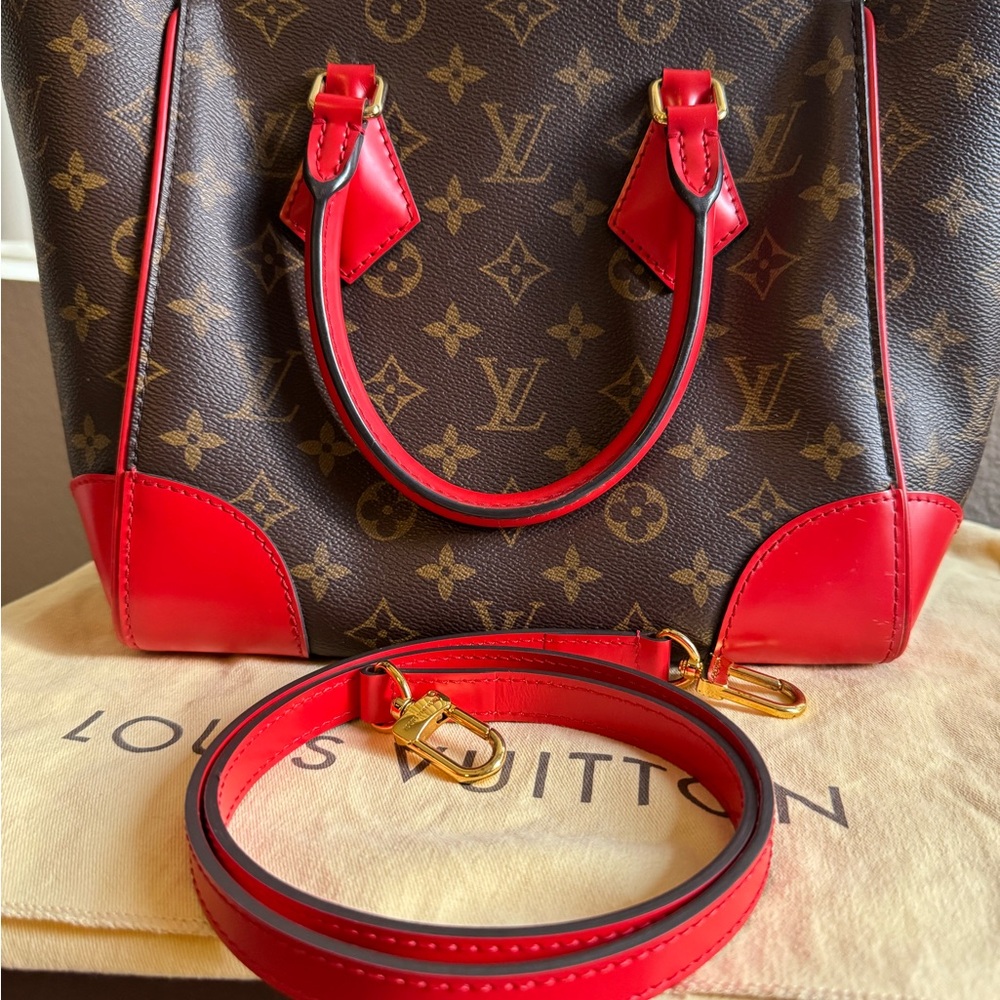 LV monogram brown and Red Cross bag !!
